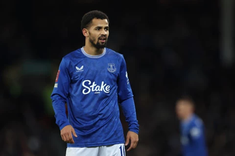 تقارير: الهلال السعودي سيجري محادثات جديدة مع ندياي 